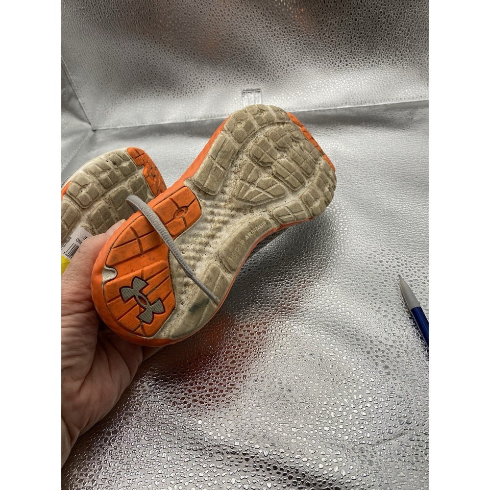 Under Armour Charged Rogue Kids Gray Orange Athletic Shoes Lace Up US 4Y - Picture 6 of 6